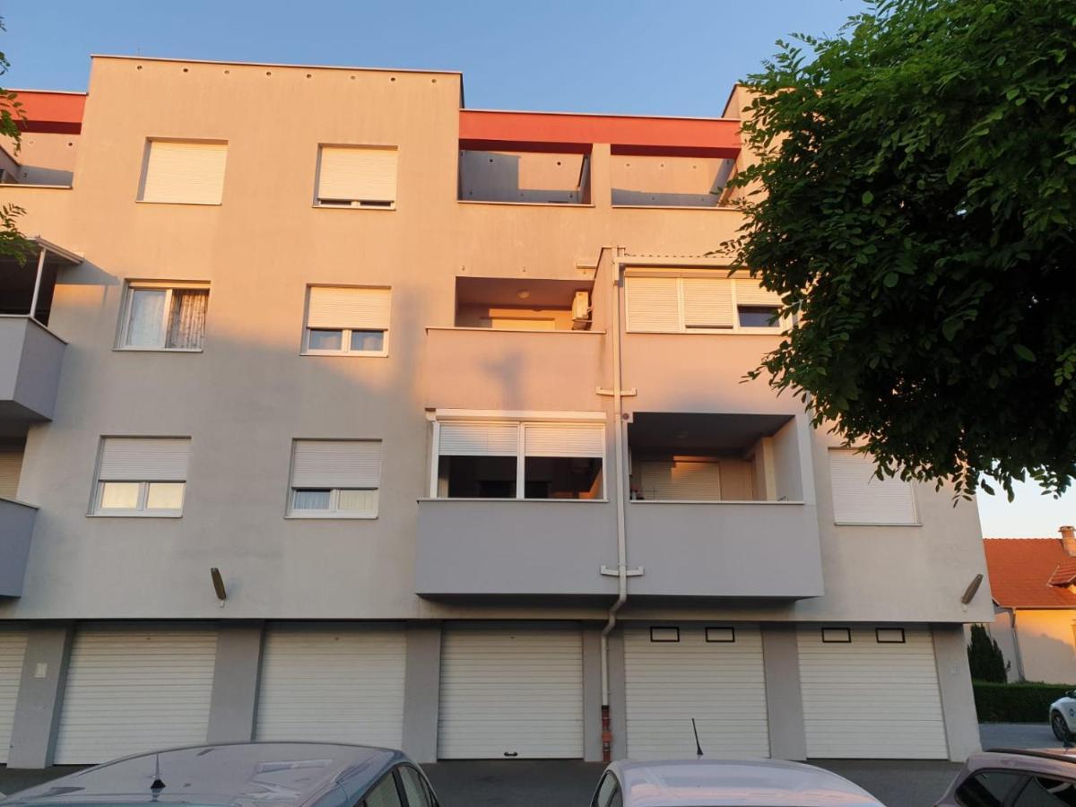 Dzakula Apartman